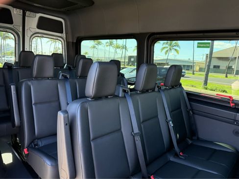 New 2025 Mercedes-Benz Sprinter 2500 image 15