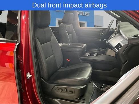 Used 2022 Chevrolet Tahoe RST w/ Luxury Package AWD/4WD image 29