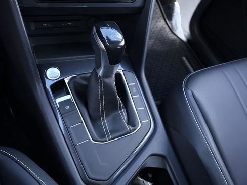 Certified 2023 Volkswagen Tiguan SE image 27