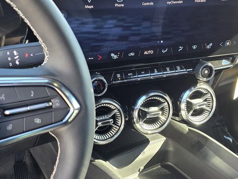 Used 2025 Chevrolet Blazer EV LT w/ Super Cruise Package image 48