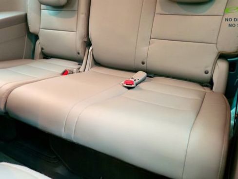Used 2015 Honda Odyssey EX-L image 32