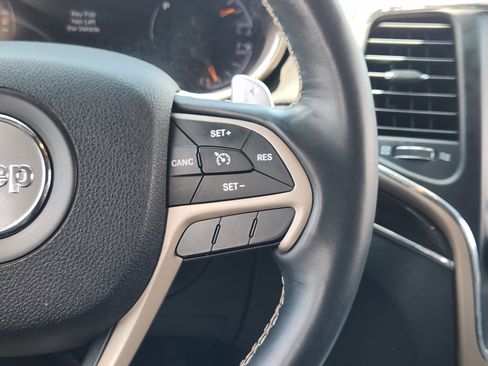 Used 2016 Jeep Grand Cherokee Overland RWD image 28
