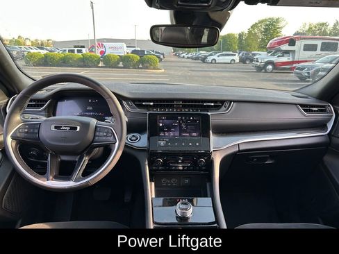 Certified 2023 Jeep Grand Cherokee L Laredo AWD/4WD image 10