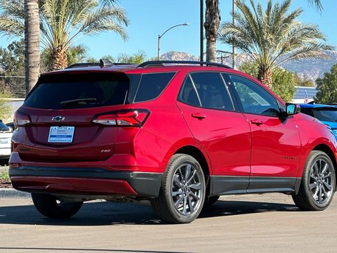 Used 2024 Chevrolet Equinox RS image 4