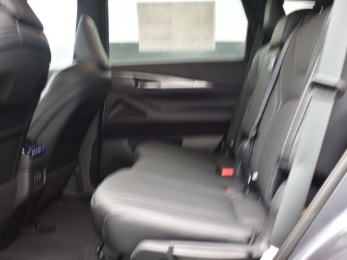 Used 2026 INFINITI QX60 Pure w/ Cargo Package image 14