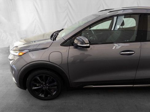 Used 2022 Chevrolet Bolt EUV Premier w/ Launch Edition image 3