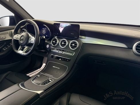 Used 2021 Mercedes-Benz GLC 63 AMG 4MATIC image 30