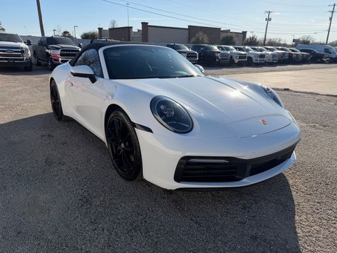 Used 2023 Porsche 911 Carrera image 9