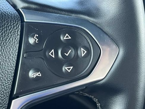 Used 2023 Chevrolet Traverse Premier w/ Redline Edition AWD/4WD image 25