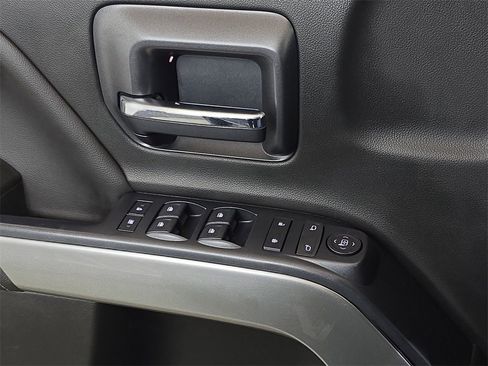 Used 2018 Chevrolet Silverado 1500 LT image 28