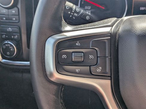 Used 2021 Chevrolet Silverado 1500 LT AWD/4WD image 16