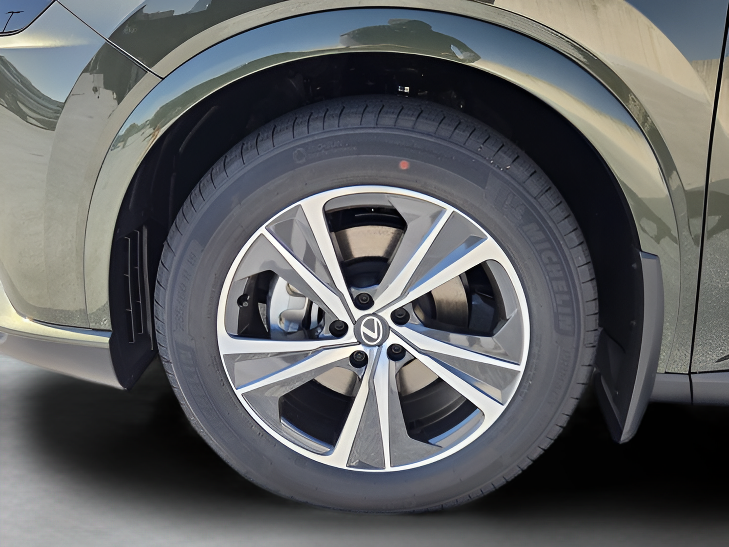 New 2026 Lexus RX 350h AWD/4WD image 10