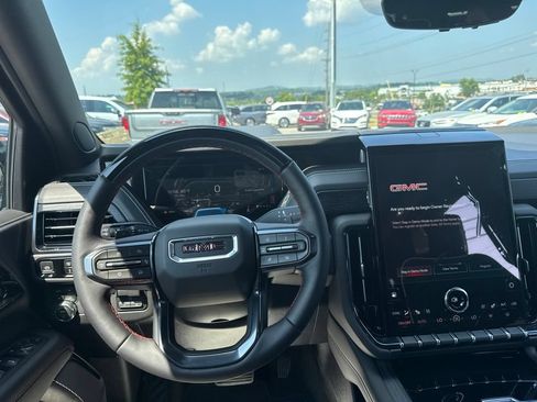New 2026 GMC Yukon XL AT4 Ultimate AWD/4WD image 23