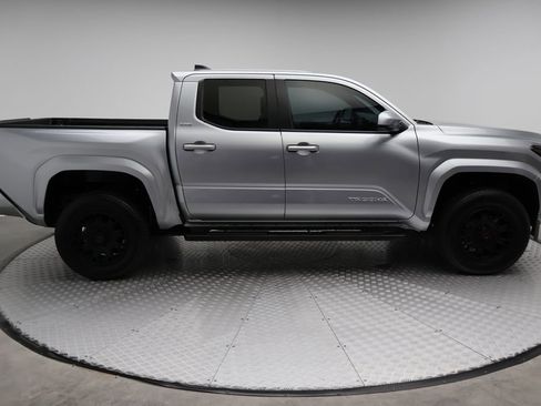 Used 2024 Toyota Tacoma SR5 image 7