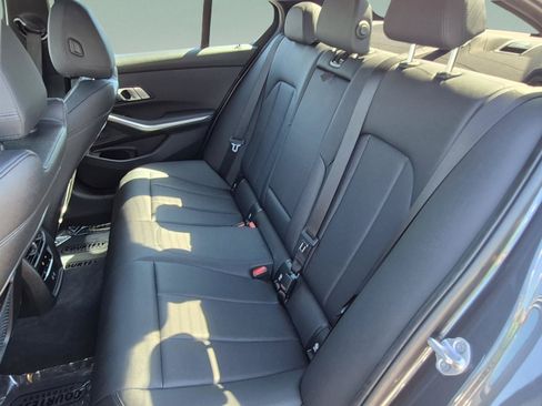 Used 2021 BMW 330i Sedan w/ M Sport Package RWD image 20