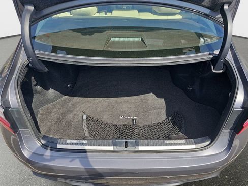 Used 2016 Lexus ES 350 w/ Luxury Package w/Wood Trim FWD image 13