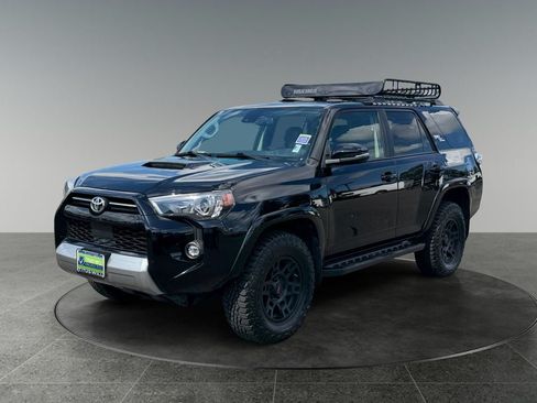 Used 2021 Toyota 4Runner TRD Off-Road Premium AWD/4WD image 3