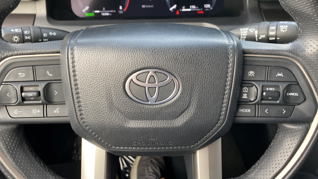 Used 2025 Toyota 4Runner TRD Off-Road AWD/4WD image 20