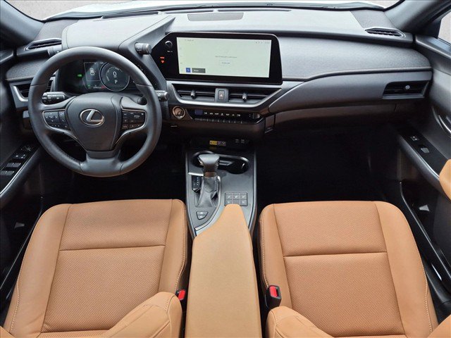 Used 2024 Lexus UX 250h FWD w/ Premium Package image 18