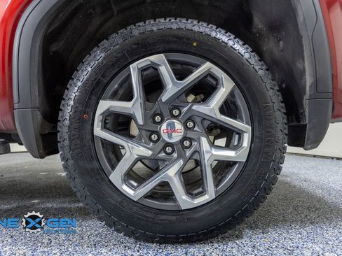 Used 2023 GMC Sierra 1500 SLT image 46