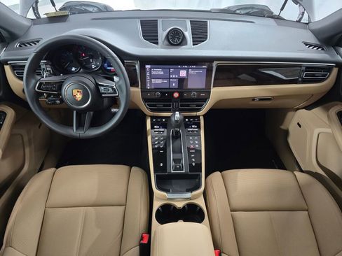 New 2026 Porsche Macan AWD/4WD image 18
