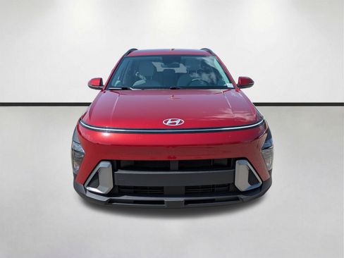 Used 2025 Hyundai Kona SEL FWD image 3