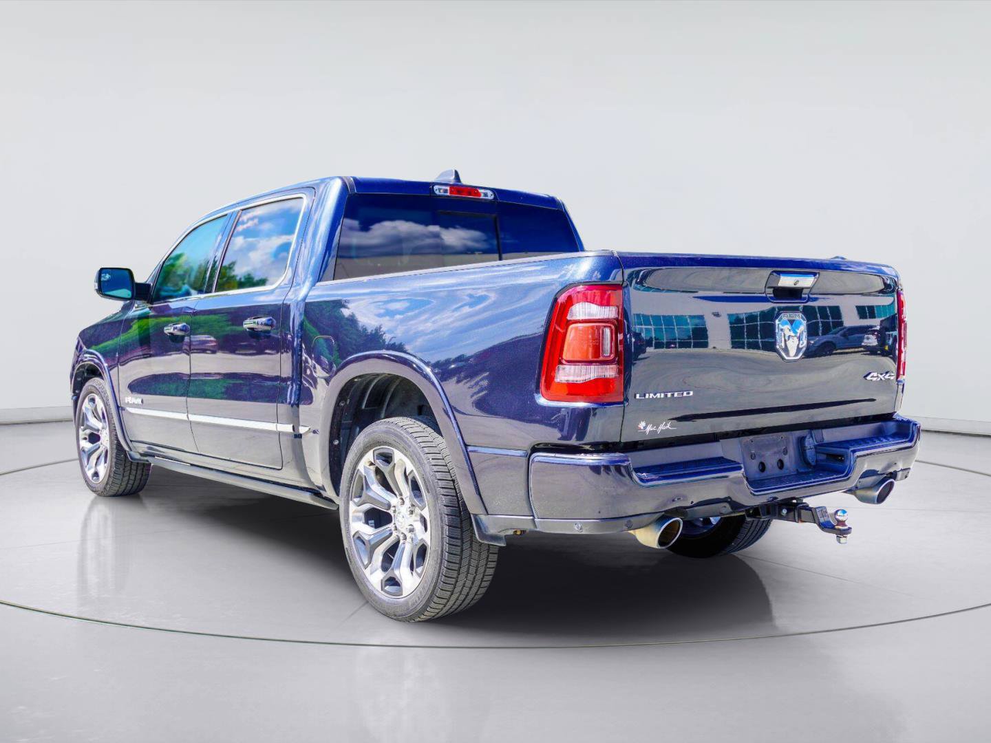 Used 2019 RAM 1500 Limited AWD/4WD image 7
