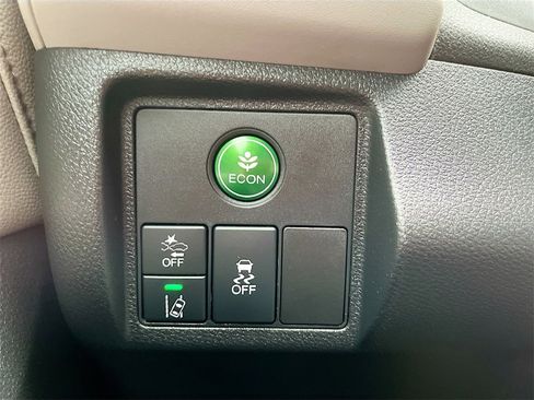 Used 2022 Honda HR-V EX-L image 10