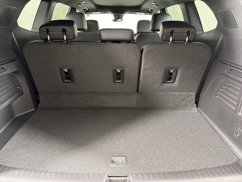 New 2026 Buick Enclave Sport Touring w/ Power Package image 17