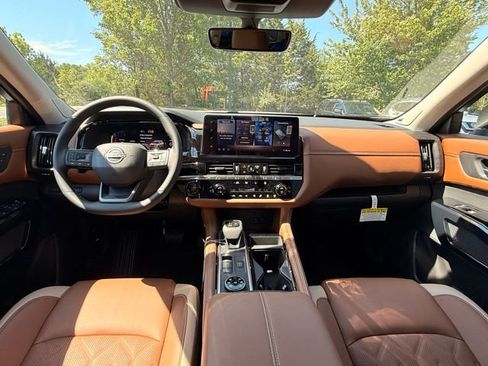 New 2026 Nissan Pathfinder Platinum AWD/4WD image 23