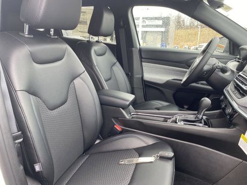 New 2026 Jeep Compass Latitude AWD/4WD image 11
