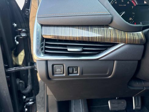 Used 2019 Cadillac XT4 Sport FWD image 26