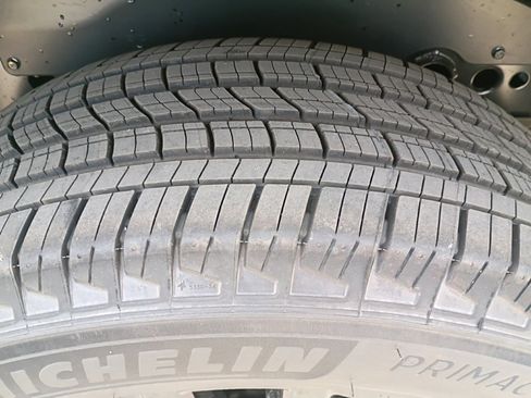 New 2026 Nissan Frontier SV w/ Tow Package image 30