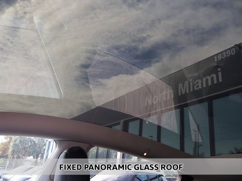 Used 2023 Tesla Model Y Long Range image 4