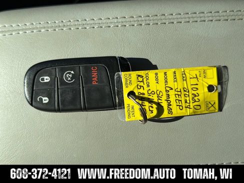 Used 2024 Jeep Compass Limited AWD/4WD image 27