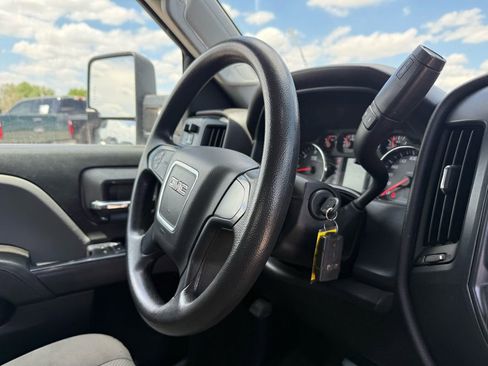 Used 2019 GMC Sierra 2500 4x4 Crew Cab image 16