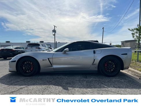 Used 2006 Chevrolet Corvette Z06 w/ Preferred Equipment Group RWD image 6