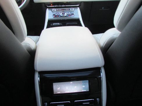 Used 2020 Lincoln Aviator Black Label Grand Touring w/ Class IV Trailer Tow Package image 37