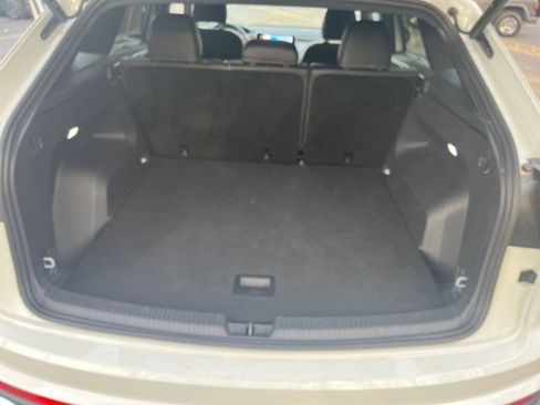 Used 2025 Volkswagen Atlas Cross Sport SE image 27