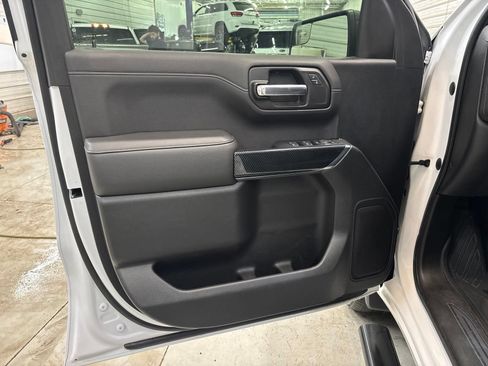 Used 2020 GMC Sierra 1500 Elevation w/ Elevation Value Package AWD/4WD image 7