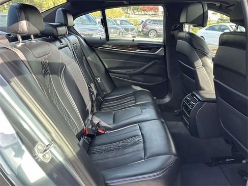 Used 2020 BMW 530i xDrive w/ Executive Package image 18