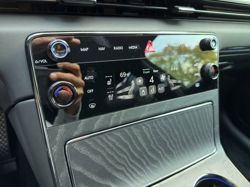 New 2026 Genesis GV80 3.5T Prestige image 14