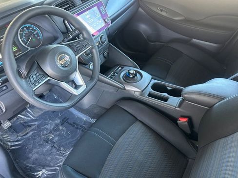 Used 2022 Nissan Leaf S FWD image 9