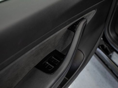 Used 2019 Tesla Model 3 Standard Range Plus image 27