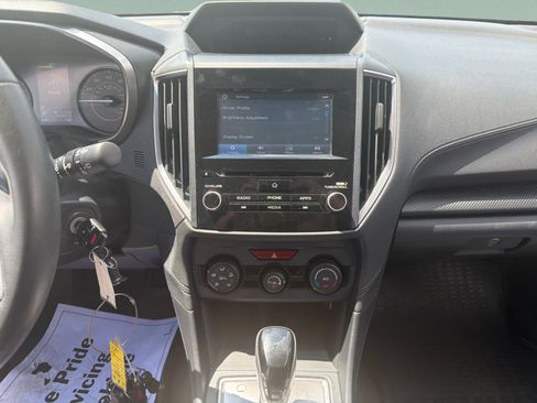 Used 2019 Subaru Crosstrek 2.0i Premium AWD/4WD image 15