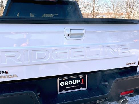 Used 2025 Honda Ridgeline Sport image 28