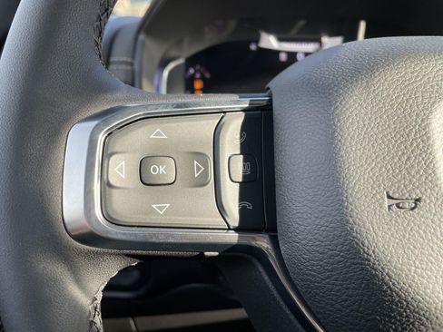 New 2026 RAM 2500 Laramie w/ Sport Appearance Package AWD/4WD image 18