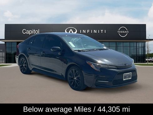Used 2020 Toyota Corolla SE image 3