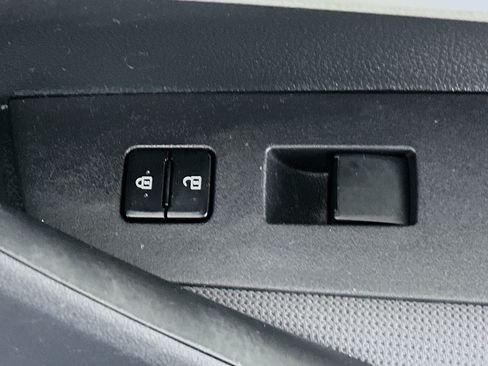 Used 2024 Toyota Corolla LE image 28