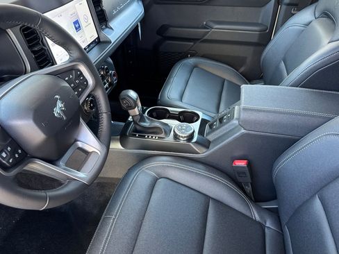 New 2026 Ford Bronco Big Bend w/ Black Appearance Package image 9